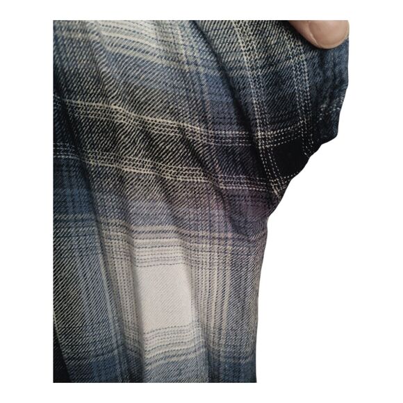 Maurice’s Blue & White Plaid Sleeveless Button Up Top Lightweight Flannel XL - Picture 4 of 8
